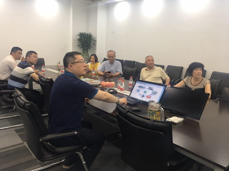 熱烈歡迎政協(xié)主席貢培興、新產(chǎn)業(yè)研究會副會長張建等一行參觀日聯(lián)科技