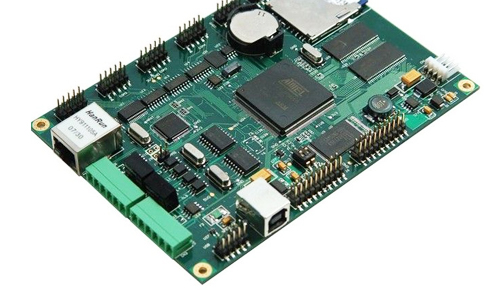 SMT芯片工廠通常使用哪些生產(chǎn)設(shè)備？